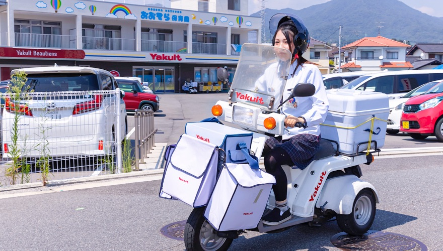 ヤクルトレディについて 山口県東部ヤクルト販売株式会社